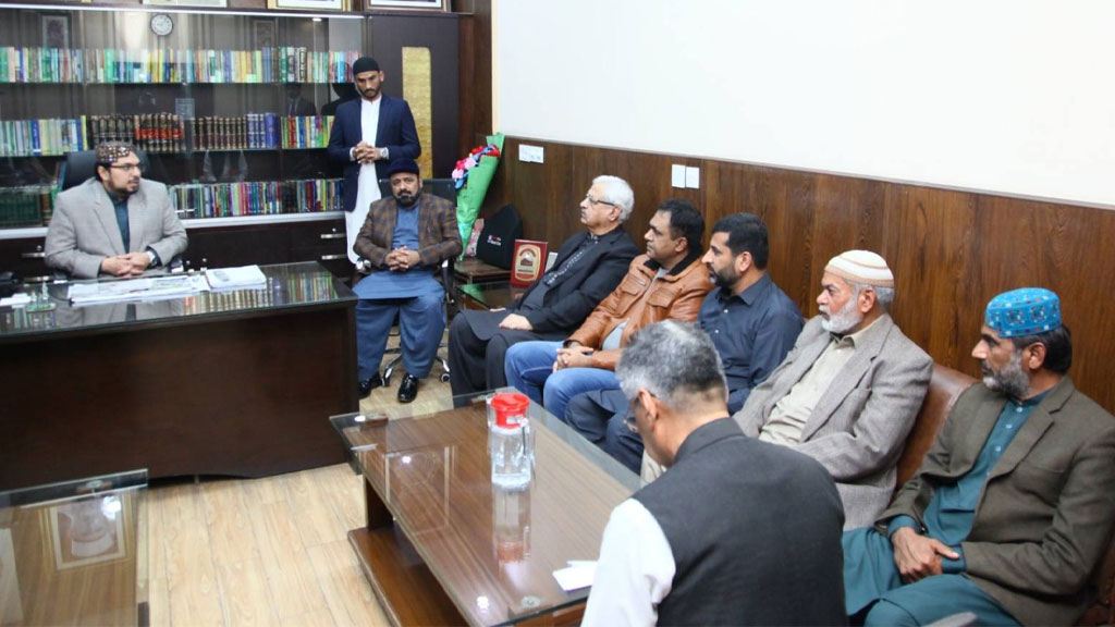 Minhaj ul Quran leaders from abroad meet with Dr Hussain Qadri