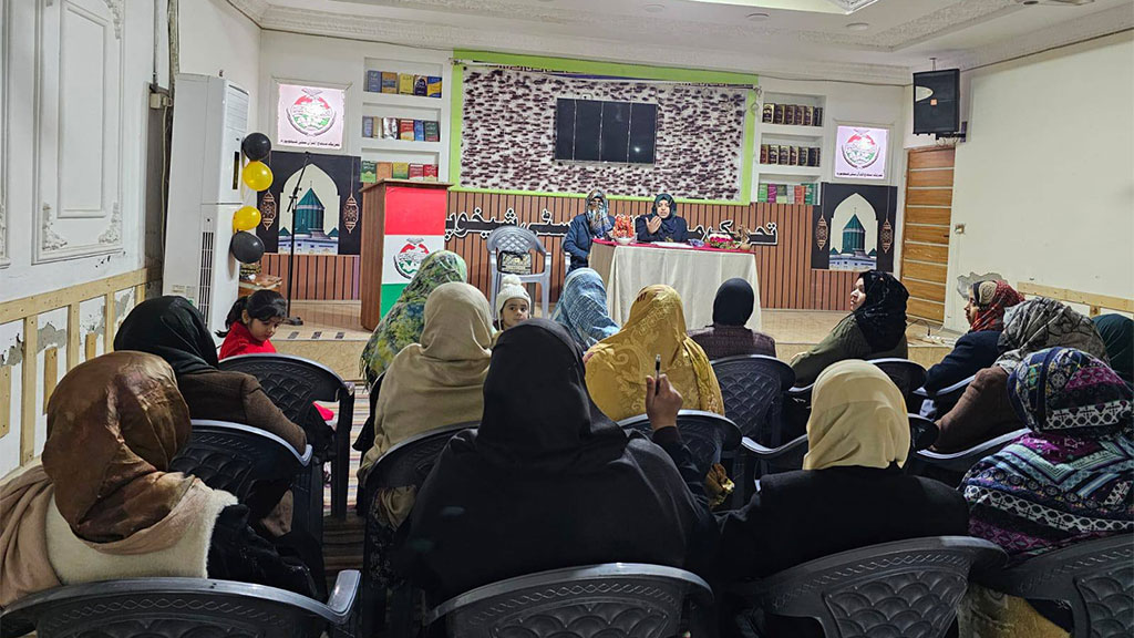 Minhaj women Leauge Team Visits Sheikhupura