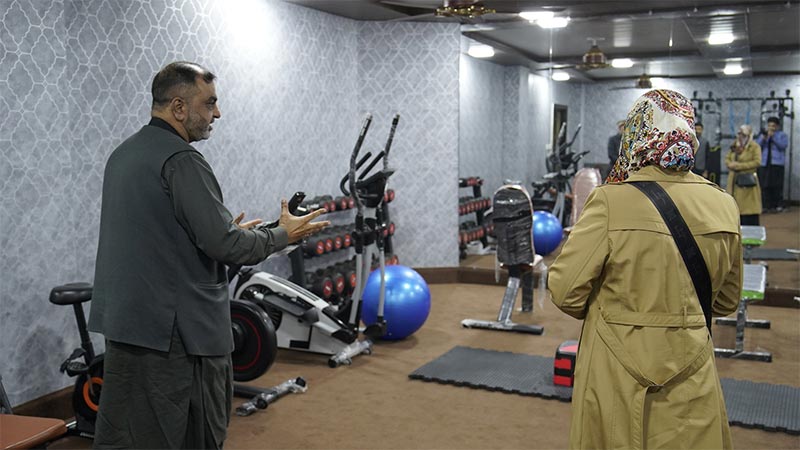 Mrs fizza hussain qadri visit aaghosh orphan care home