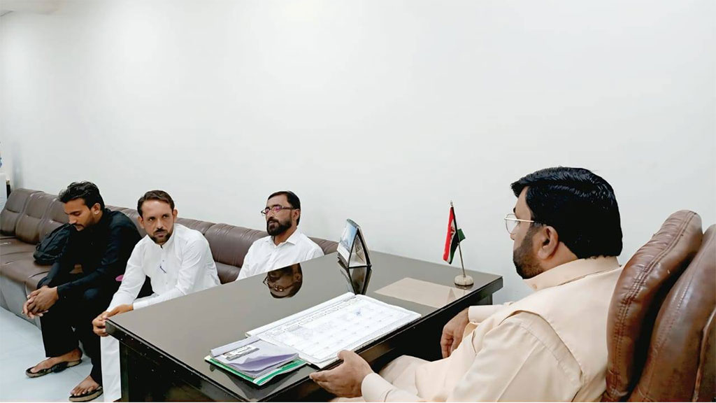 PAT Social Media Officials Sargodah Visit Central Office Lahore
