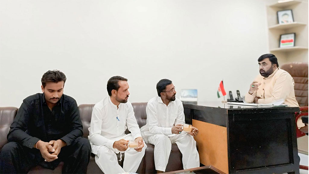 PAT Social Media Officials Sargodah Visit Central Office Lahore