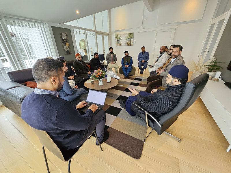 Scholars of MQI Denmark meeting with Dr. Hassan Mohiuddin Qadri