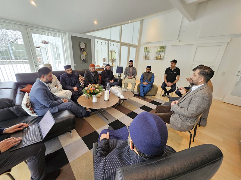 Scholars of MQI Denmark meeting with Dr. Hassan Mohiuddin Qadri