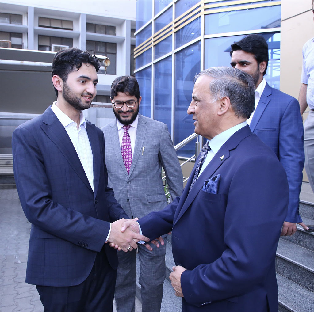 Shaykh Ahmad Mustafa al-Qadri Visits Minhaj University Lahore