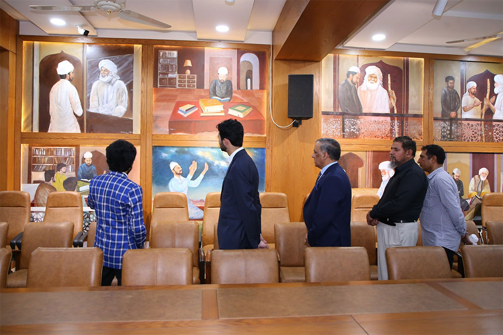 Shaykh Ahmad Mustafa al-Qadri Visits Minhaj University Lahore