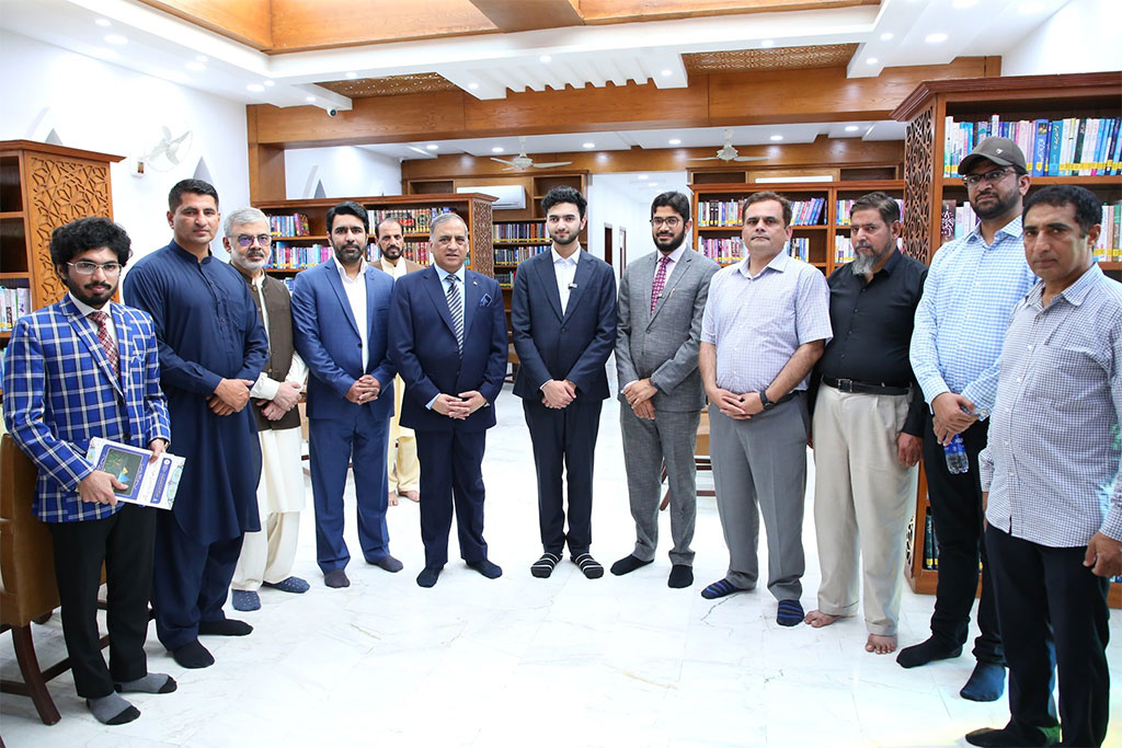 Shaykh Ahmad Mustafa al-Qadri Visits Minhaj University Lahore