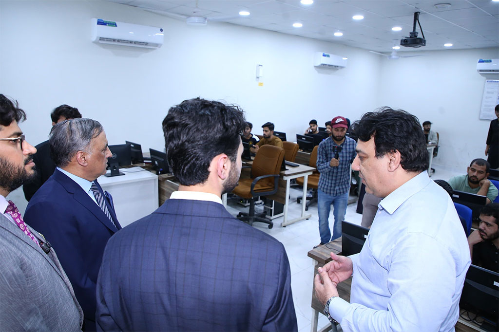 Shaykh Ahmad Mustafa al-Qadri Visits Minhaj University Lahore