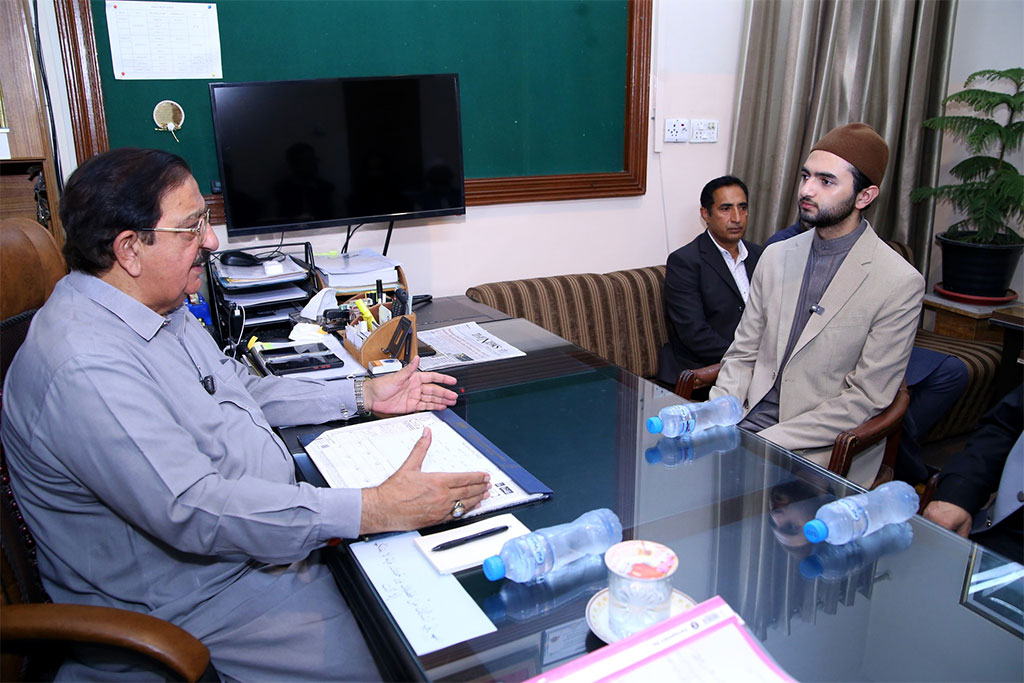 Shaykh Ahmad Mustafa al-Arabi al-Qadri visited the Central Secretariate of Minhaj-ul-Quran International