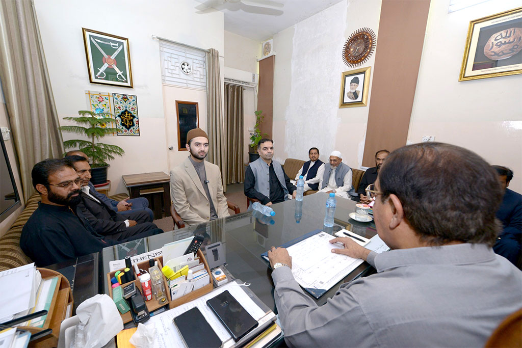 Shaykh Ahmad Mustafa al-Arabi al-Qadri visited the Central Secretariate of Minhaj-ul-Quran International
