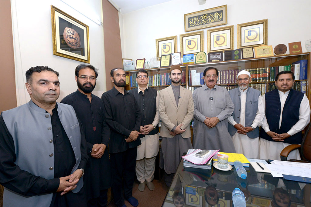 Shaykh Ahmad Mustafa al-Arabi al-Qadri visited the Central Secretariate of Minhaj-ul-Quran International