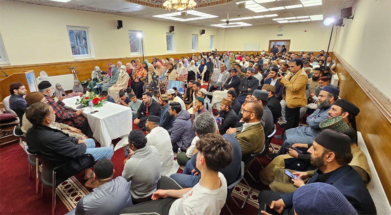 Shaykh-ul-Islam delivers powerful counsel in Glasgow on faith, family, and the importance of Jama’at