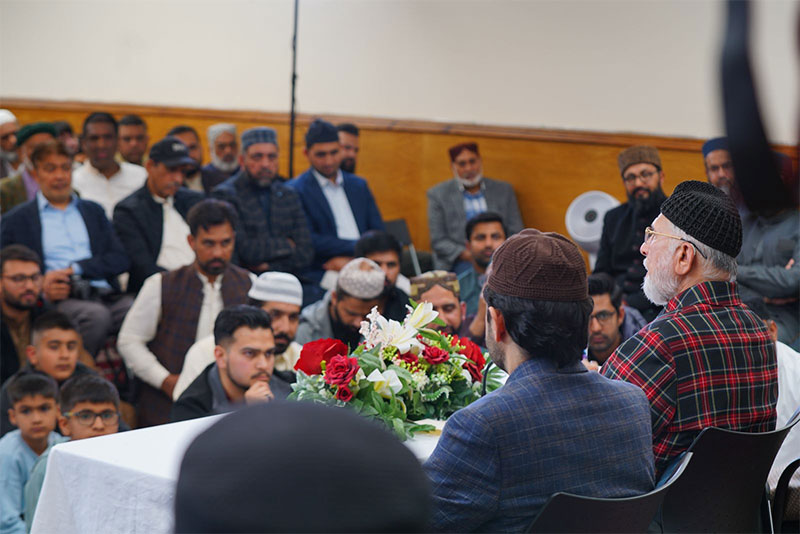 Shaykh-ul-Islam delivers powerful counsel in Glasgow on faith, family, and the importance of Jama’at
