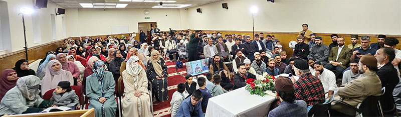 Shaykh-ul-Islam delivers powerful counsel in Glasgow on faith, family, and the importance of Jama’at