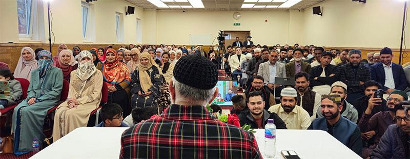 Shaykh-ul-Islam delivers powerful counsel in Glasgow on faith, family, and the importance of Jama’at