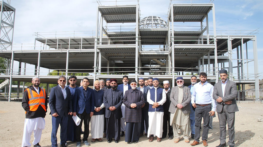 Shaykh-ul-Islam Dr Muhammad Tahir-ul-Qadri Visits Construction Site of Madinat al Zahra
