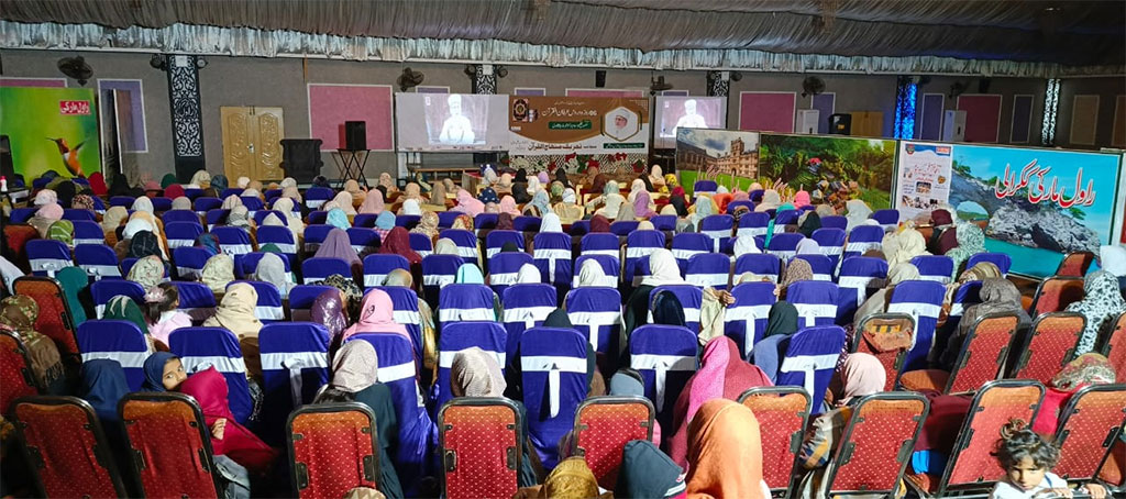 Shaykh ul islam video lecture in Dars Irfan ul Quran at KotlaArabAliKhan