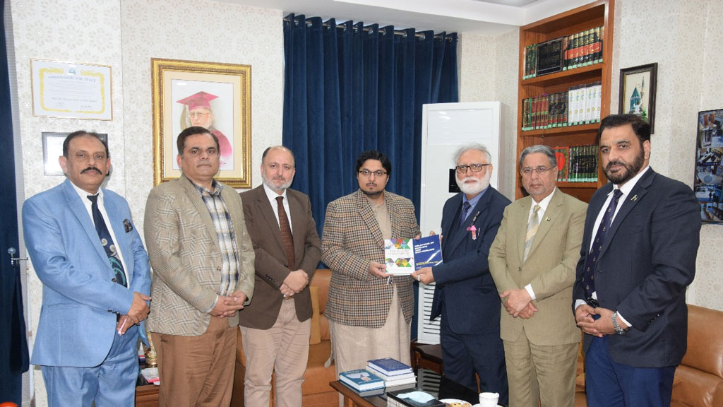 Top educationists meet Prof. Dr. Hussain Qadri