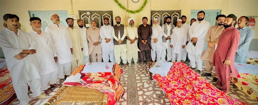 Tribute to the Martyrs of Model Town – Pakistan Awami Tehreek Delegation Visits Graves