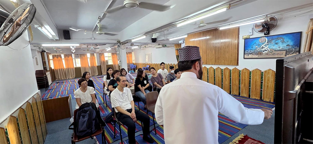 chinese delegation visit minhaj ul quran hongkong 2025