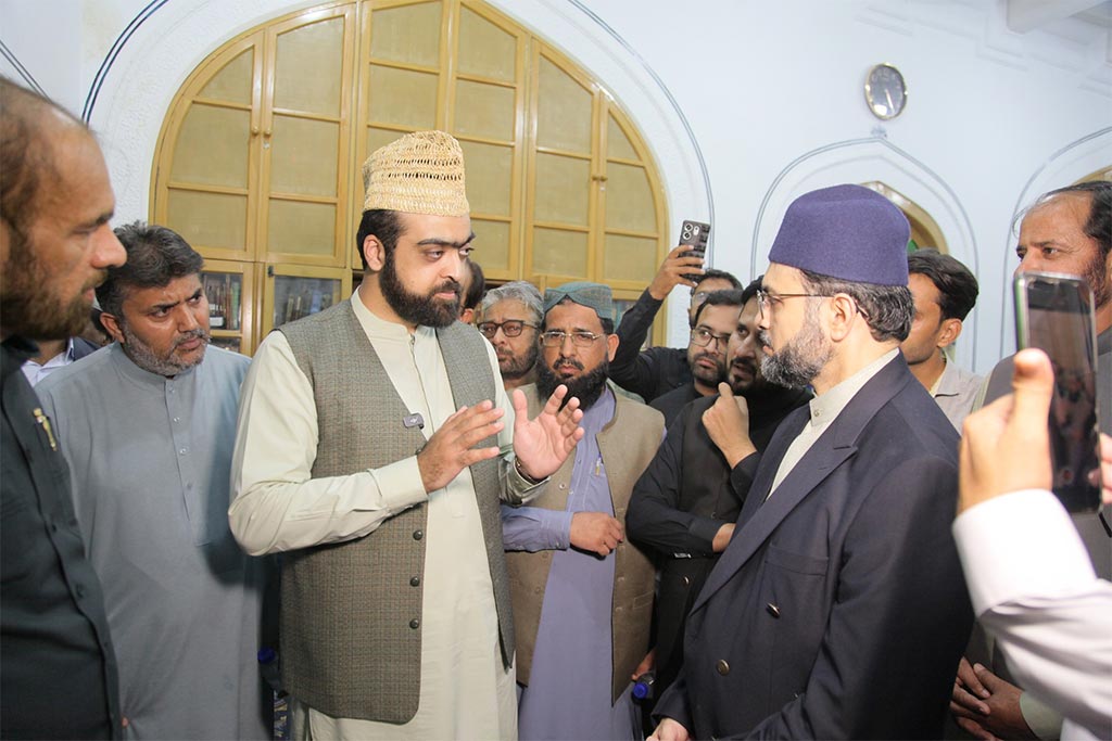 dr hassan mohi-ud-din qadri Visits Drbar Golra Shariff Islamabad