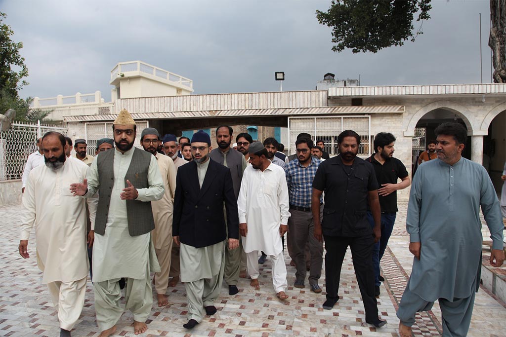 dr hassan mohi-ud-din qadri Visits Drbar Golra Shariff Islamabad