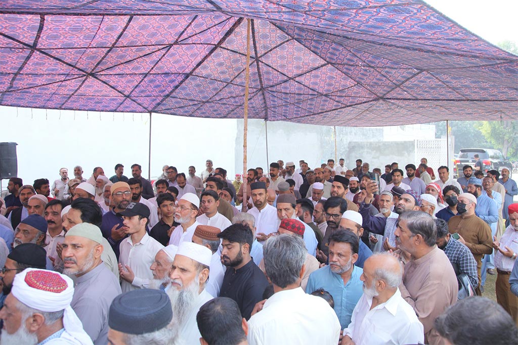dr hassan qadri funeral prayer haji ghulam ghous fatehgarh lahore