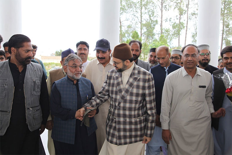 Warm Welcome of Professor Dr. Hassan Mohiuddin Qadri at Haripur University