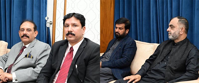 dr-hussain Qadri meeting jandran group minhaj university