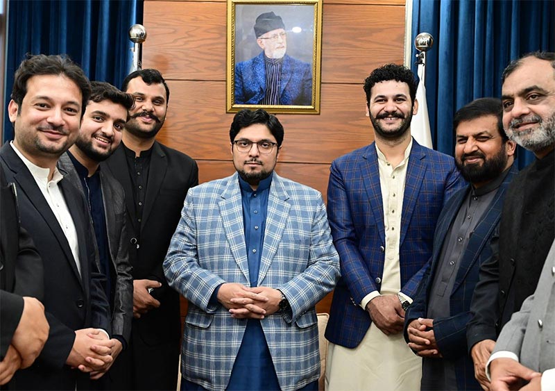 dr-hussain Qadri meeting jandran group minhaj university