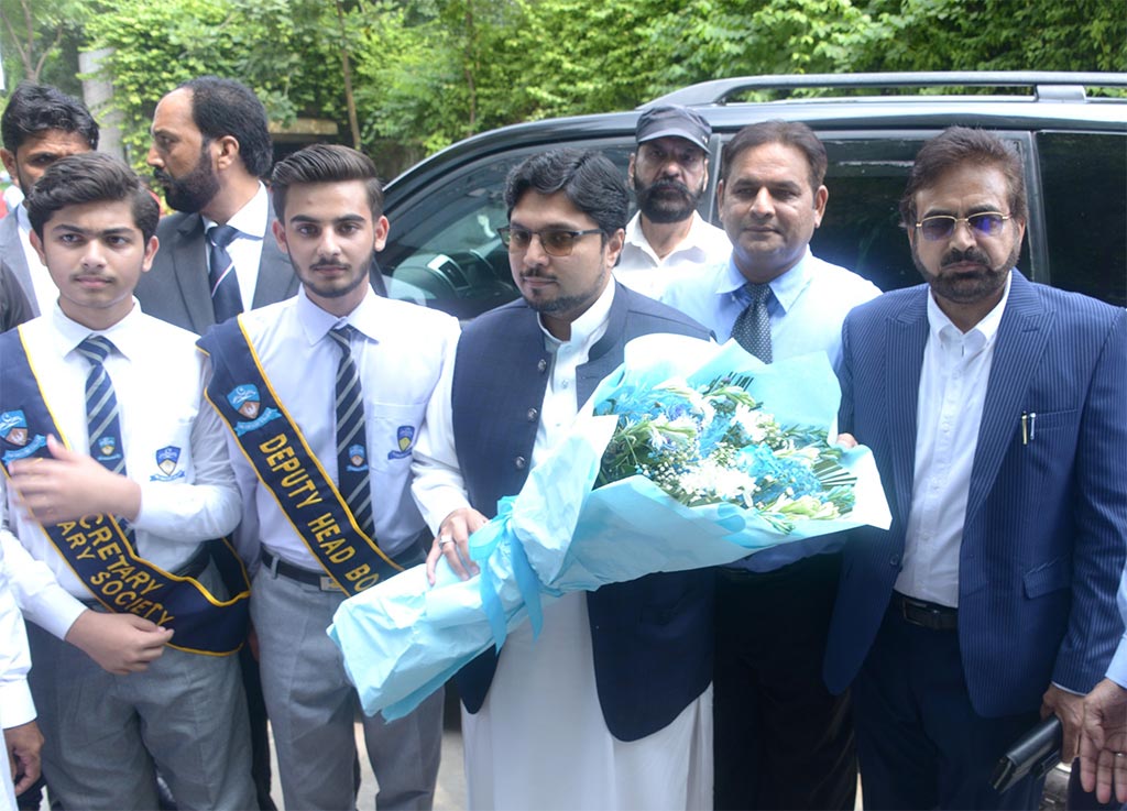 dr hussain mohi-ud-din qadri special guest crescent college event