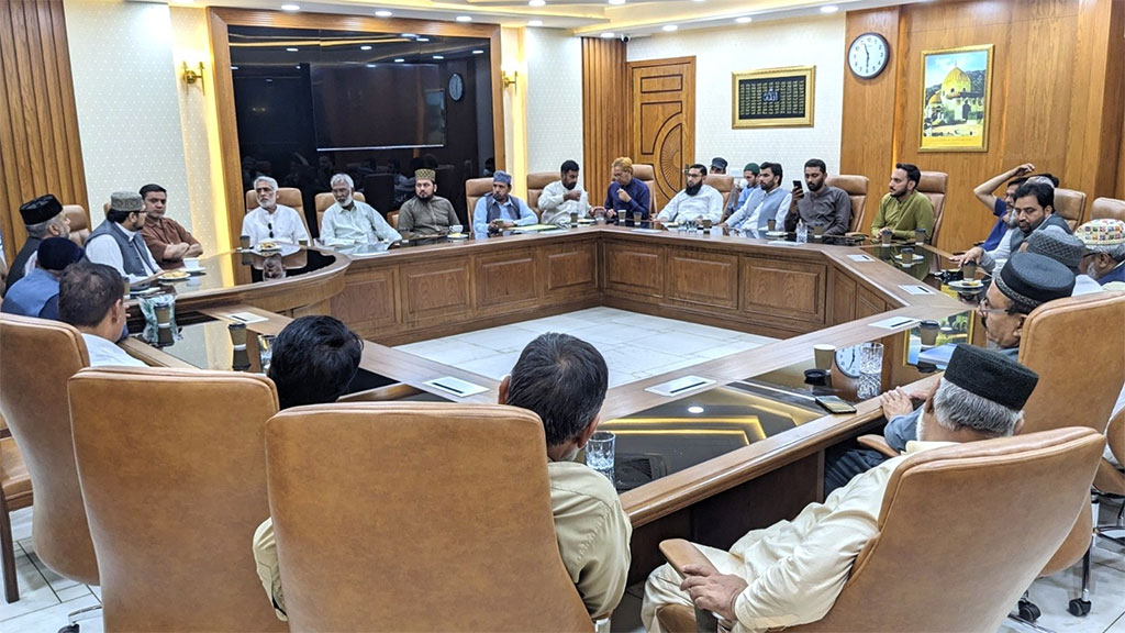 meeting burewala team with dr hussain qadri