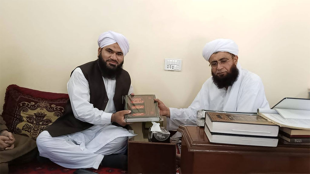 minhaj ul quran karachi delegation visit jamia mujaddidia naimia
