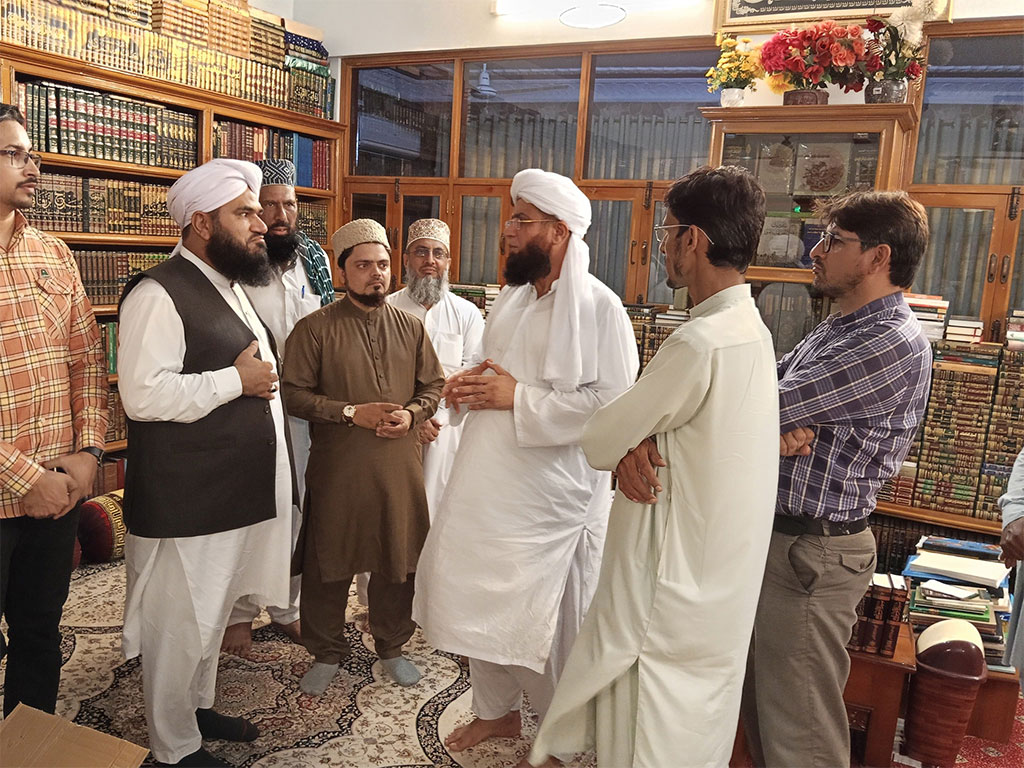 minhaj ul quran karachi delegation visit jamia mujaddidia naimia