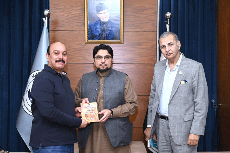 Business Delegation Visits MUL Meets Prof Dr Hussain Qadri