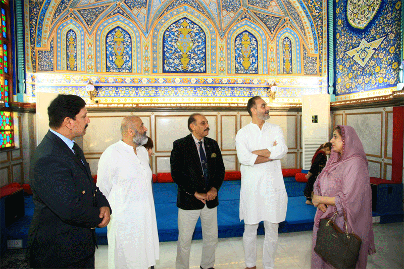 Child Star Zartasha Kashif Meets Dr Hussain Qadri