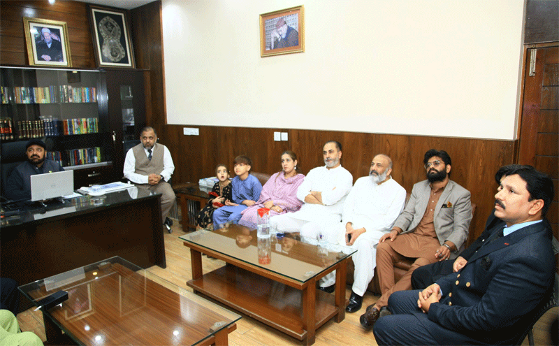 Child Star Zartasha Kashif Meets Dr Hussain Qadri