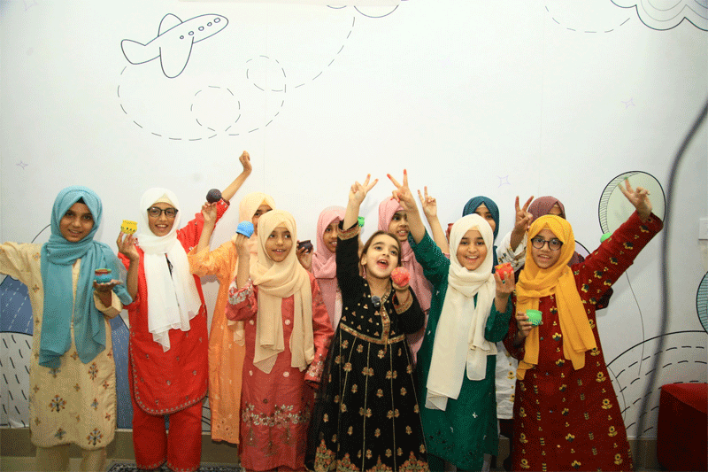 Child Star Zartasha Kashif Meets Dr Hussain Qadri