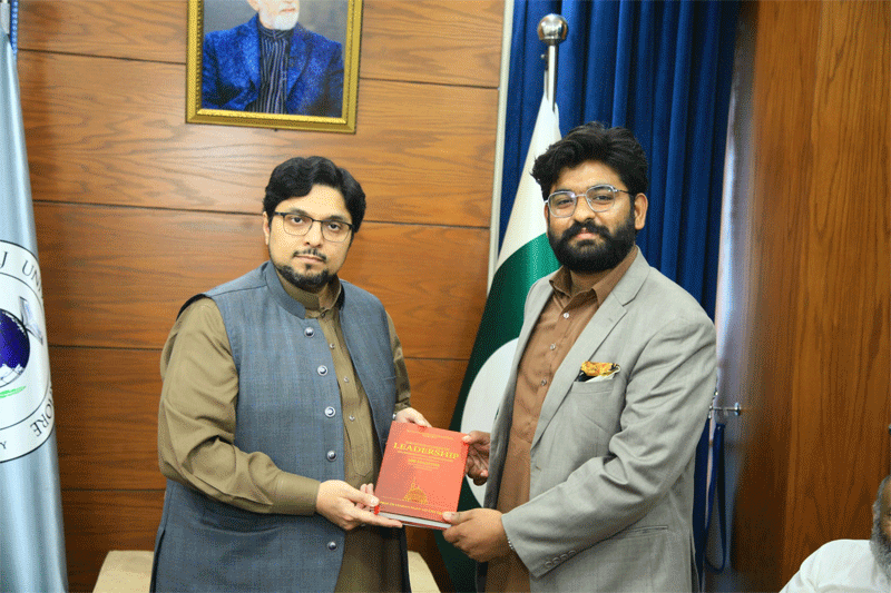 Child Star Zartasha Kashif Meets Dr Hussain Qadri