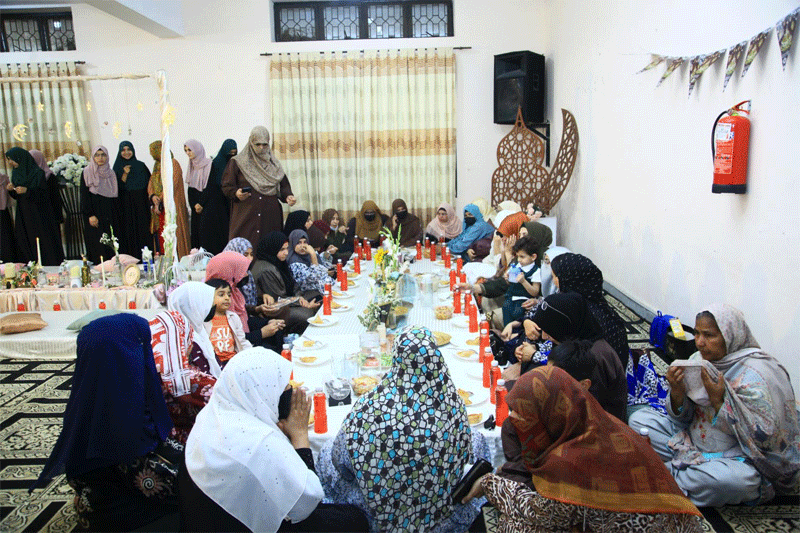 Dr Ghazala Qadri, Mrs Fizzah Hussain Qadri Attend Iftar Meet at MCW