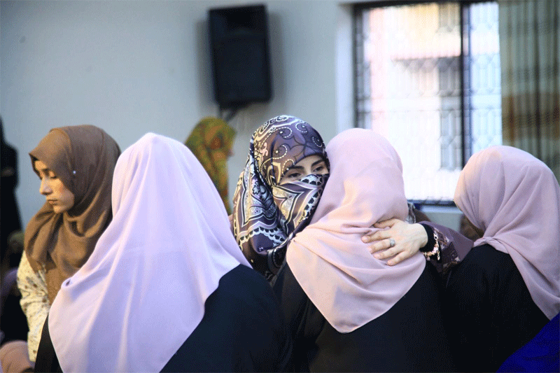 Dr Ghazala Qadri, Mrs Fizzah Hussain Qadri Attend Iftar Meet at MCW