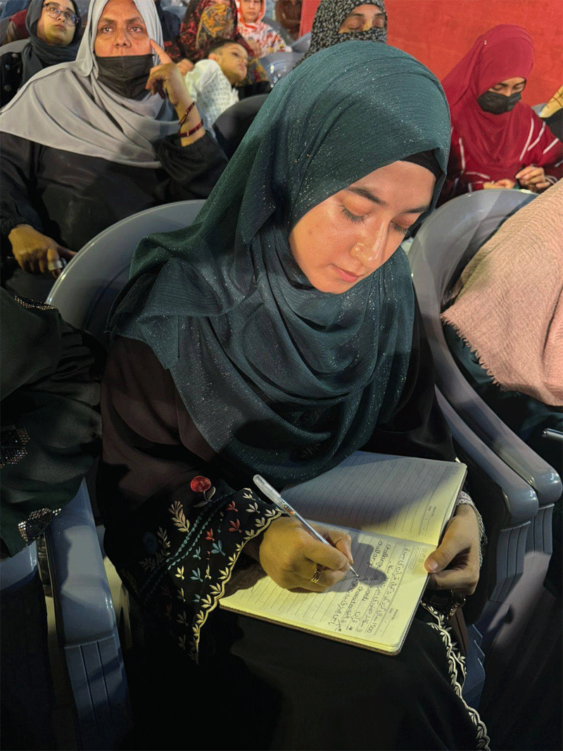 Dr Ghazala Qadri, Mrs Fizzah Hussain Qadri Attend Shaykh ul Islam Ramadan Lecture MCW