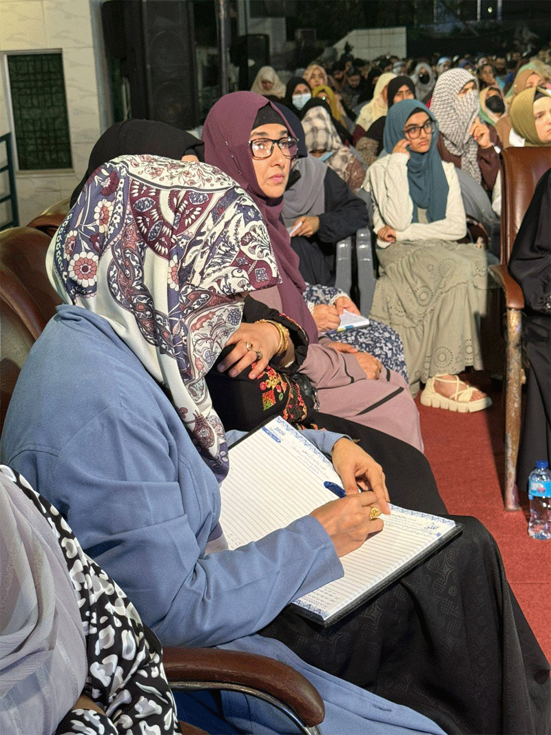 Dr Ghazala Qadri, Mrs Fizzah Hussain Qadri Attend Shaykh ul Islam Ramadan Lecture MCW