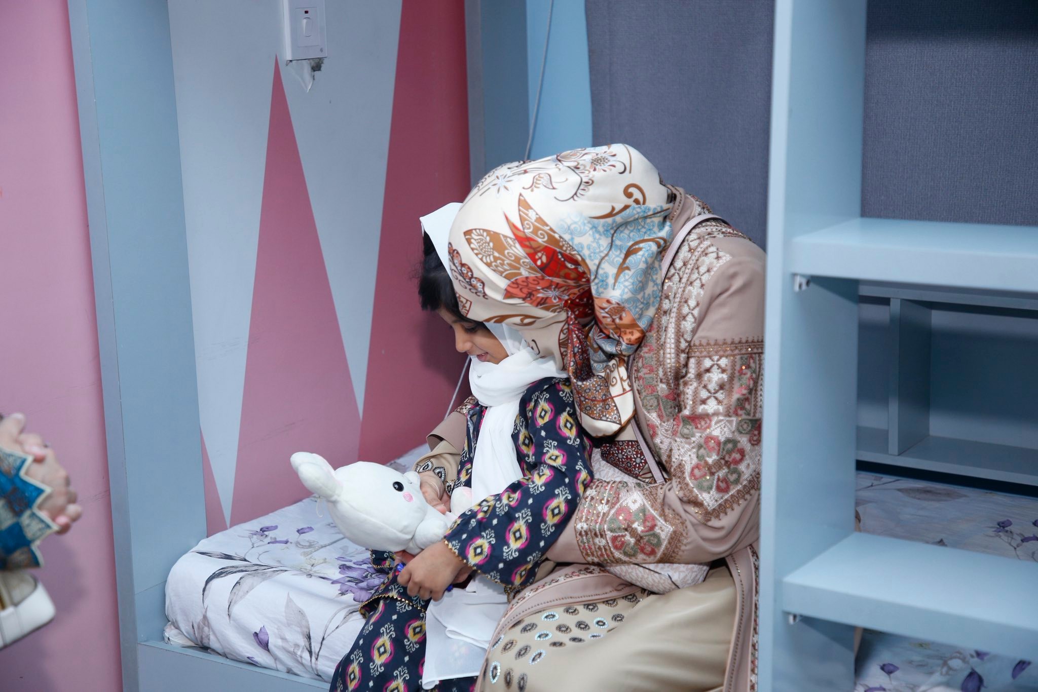 Dr. Ghazala Qadri Visits Minhaj Welfare Foundation Girls Boarding and Care Institute