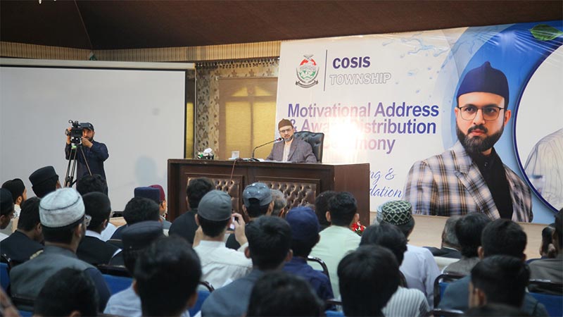 Dr Hassan Qadri Addresses Students at Shariah College Ceremony