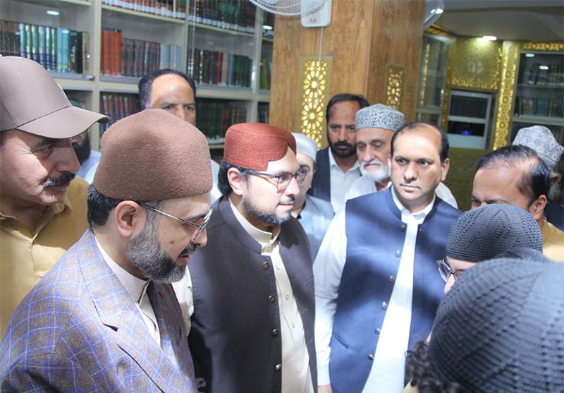 Dr Hassan Qadri Interacts with MQI Members at Jami Shaykh ul Islam