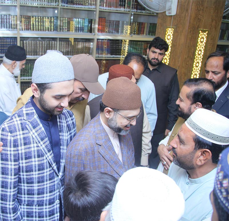 Dr Hassan Qadri Interacts with MQI Members at Jami Shaykh ul Islam