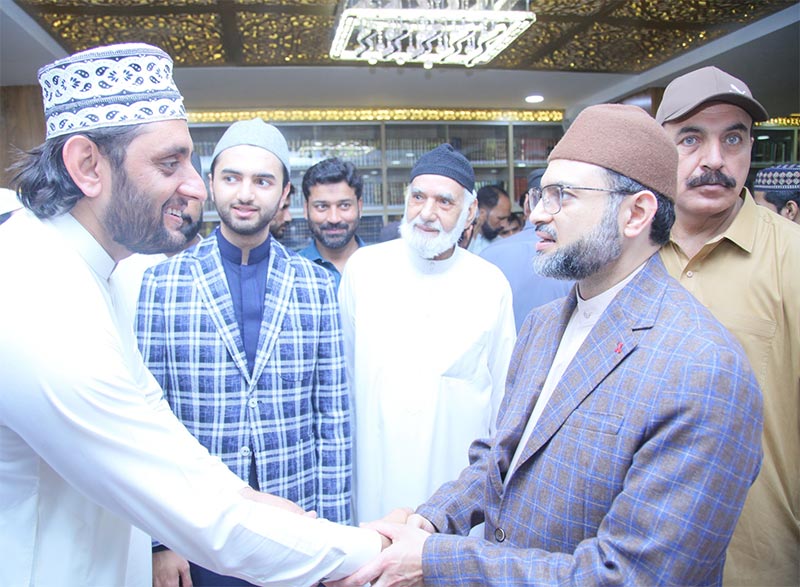 Dr Hassan Qadri Interacts with MQI Members at Jami Shaykh ul Islam