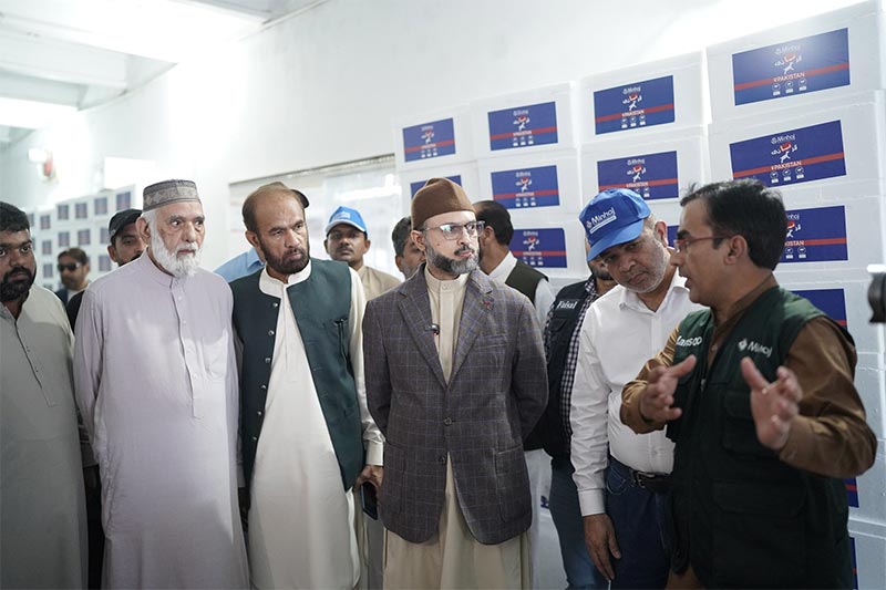 Dr Hassan Qadri Visits Central Qurbani Facility