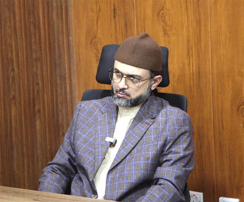 Dr Hassan Qadri Visits Central Qurbani Facility