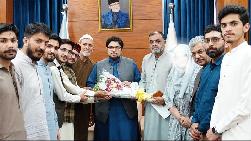 Dr Hussain Mohi-ud-Din Qadri Meets Aghosh Social Media Team